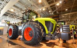 2015 02 22 073a claas xerion tractor