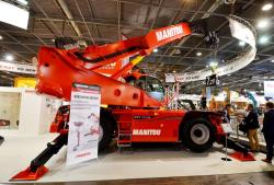 2015 04 20 535a manitou mrt 3255 rotating telehandler