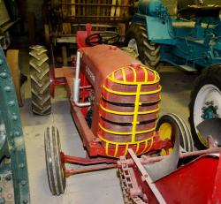 6 dsc 0135a citroen tractor in the 50s