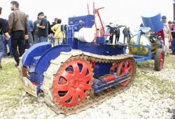 bernard-tractor-2.jpg