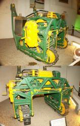 straddle-tractor-vidal-1920.jpg